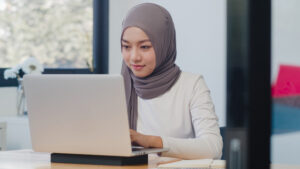 Suasana Kantor dengan 10 Tips , Excited